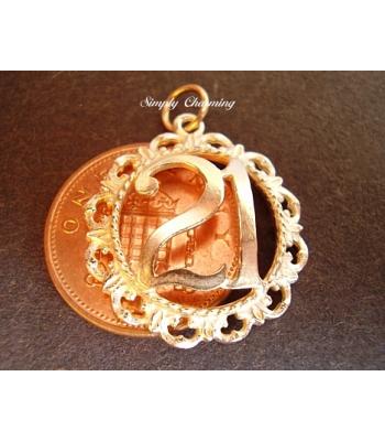Twenty One 21 in Decorative Surround 9ct Gold Charm / Pendant