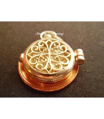 Pocket Watch Opening 9ct Gold Charm