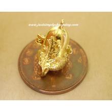 9ct 9k Gold Acorn squirrel Opening Charm