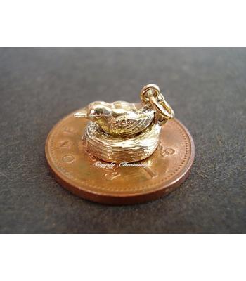 Bird on Eggs Opening 9ct Gold Charm