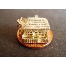 Country Cottage Opening 9ct Gold Charm
