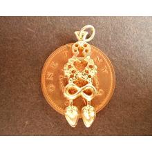 Double Welsh Lovespoon 9ct Gold Charm