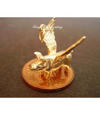 Flying Pig 9ct Gold Charm
