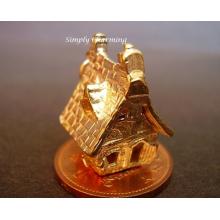 Haunted House Opening 9ct Gold Charm