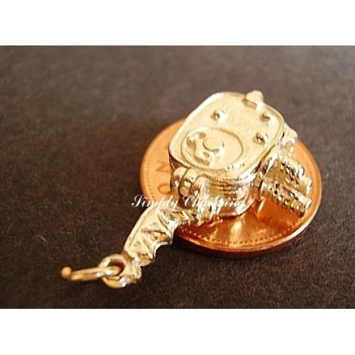Movie Camera 9ct Gold Charm