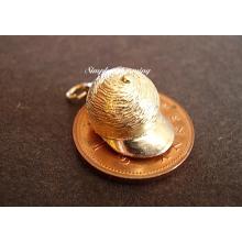 Riding Hat 9ct Opening Gold Charm
