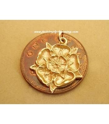 Tudor Rose 9ct Gold Charm
