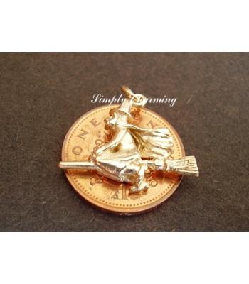 Witch on Broomstick 9ct Gold Charm