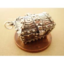 Large Treasure Chest with Pearl Opening Silver Charm