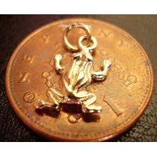 Miniature Frog 9ct Gold Charm